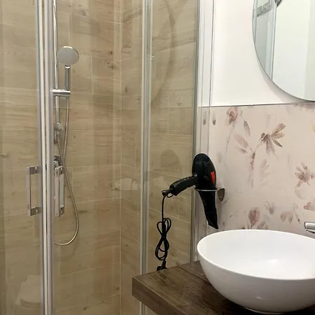 Gazelle Πανσιόν