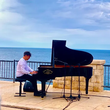 Гостьовий будинок Gazelle 3*